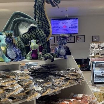 EddieWorld - Dried fruit selection - Service Stations Near Me - Yermo, California