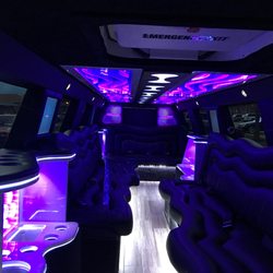 Northwest Indiana Limousine - SUV limos that can accommodate up to 20 PSGs