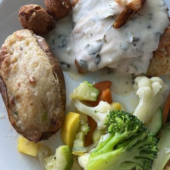 Pompano Joe's - Mahi mahi stuffed with crab and shrimp - Seafood Near Me - Destin, Florida Pompano Joe's - Mahi mahi stuffed with crab and shrimp - Seafood Near Me - Destin, Florida