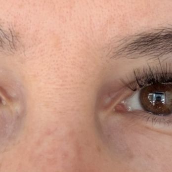 Momo Lashes - Hybrid natural lashes with blue tips - Eyelash Service Near Me - Azusa, California Momo Lashes - Hybrid natural lashes with blue tips - Eyelash Service Near Me - Azusa, California