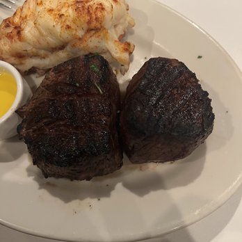 Morton's The Steakhouse - Apparently these are both 8 ounces, funny. - Steakhouses Near Me - Boca Raton, Florida Morton's The Steakhouse - Apparently these are both 8 ounces, funny. - Steakhouses Near Me - Boca Raton, Florida