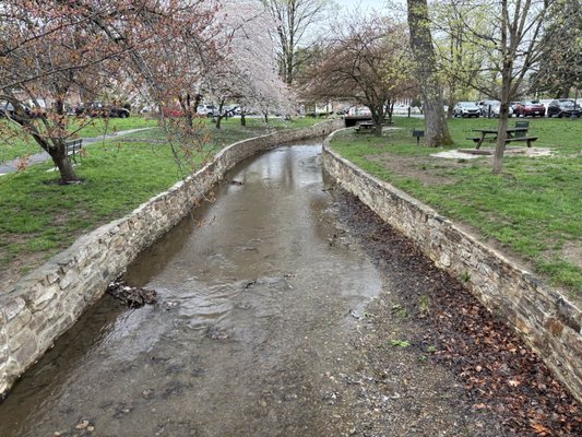 Berkeley Springs State Park by null