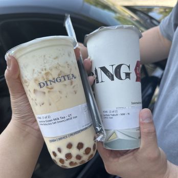 Ding Tea Eagle Rock - Jasmine milk tea and lychee yakult - Bubble Tea Near Me - Los Angeles, California