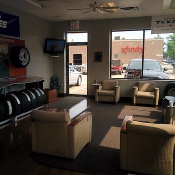 Firestone Complete Auto Care - Waiting area is comfortable and cozy. Free and very slow wifi also. - Tires Near Me - Houston, Texas