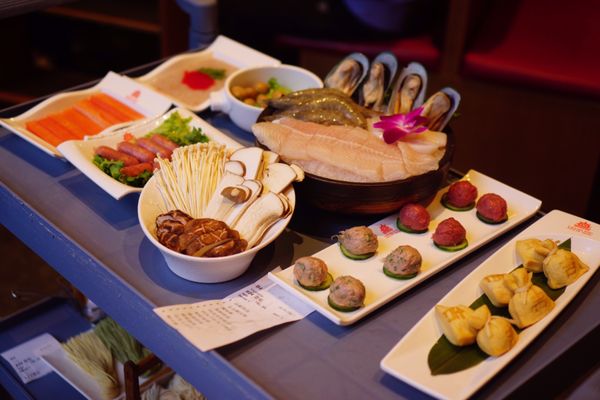 Lao Ma Tou Hot Pot 老码头火锅 by null