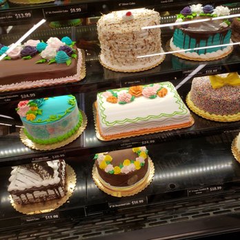 Vons - Standard and Custom Cakes whatever you ask for - Grocery Near Me - Atascadero, California