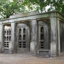 Krematorium - Kolumbarium (Taubenschlag)