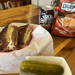 #21Gene's Free Lunch Sandwich on gluten free #21Gene's Free Lunch Sandwich on gluten free
