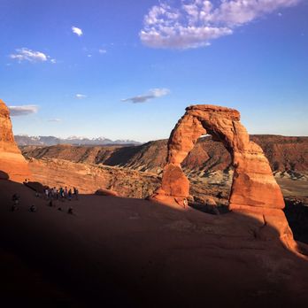 Arches National Park - The Delicate Arch at sunset - Parks Near Me Arches National Park - The Delicate Arch at sunset - Parks Near Me