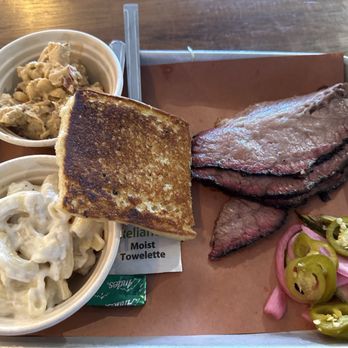 Wagon Wheel BBQ - Brisket Combo with potato salad Mac and Cheese (Half Pan) - Barbeque Near Me - Mountain View, California Wagon Wheel BBQ - Brisket Combo with potato salad Mac and Cheese (Half Pan) - Barbeque Near Me - Mountain View, California