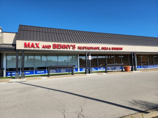 Max and Benny's by null