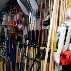 Summit True Value Hardware - Shovels and rakes