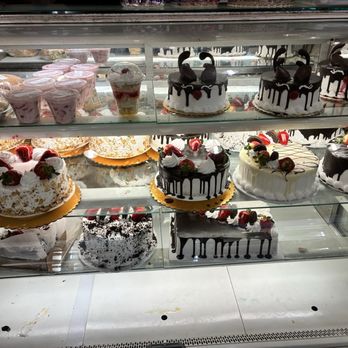 El Merendero - Fancy decorated cakes - Bakeries Near Me - Pomona, California El Merendero - Fancy decorated cakes - Bakeries Near Me - Pomona, California
