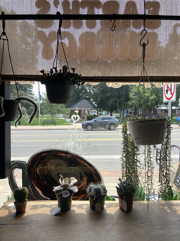 Pinckney Bakery Logo