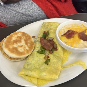 Eggs Up Grill - Build your own omelette - Breakfast & Brunch Near Me - Raleigh, North Carolina