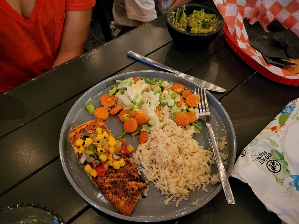 AVOCADO MEXICAN GRILL Updated September 2024 245 Photos & 302