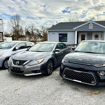 1. V Motors Group