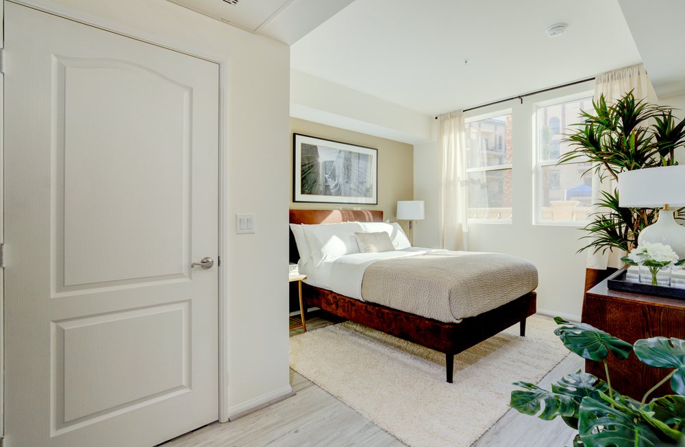 FERRANTE APARTMENTS 45 Photos & 11 Reviews 300 N Beaudry Ave, Los