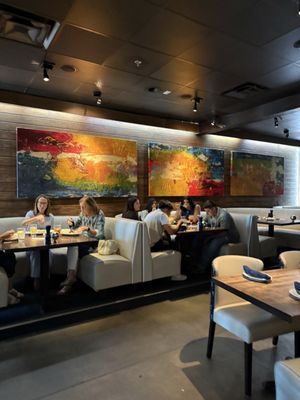 Twelve Kitchen + Cocktails by null