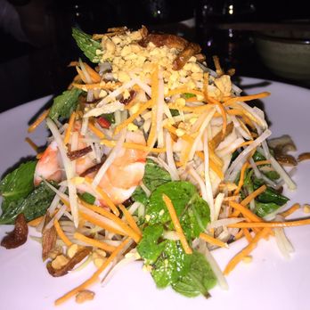 Bistro D'indochine - Goi = shrimp pork green papaya salad. Tasty. Rating: Very Good. - Vietnamese Near Me - Paris, 75