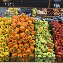 Valley Marketplace