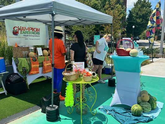 Castleberry Market by null