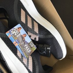 DSW Designer Shoe Warehouse