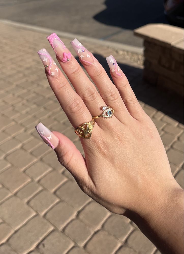 Dip Nails By Kelly Logo