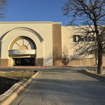 Dillard's - Department Stores Near Me - Cedar Park, Texas