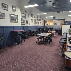 Farlaino's Cafe - Updated decor