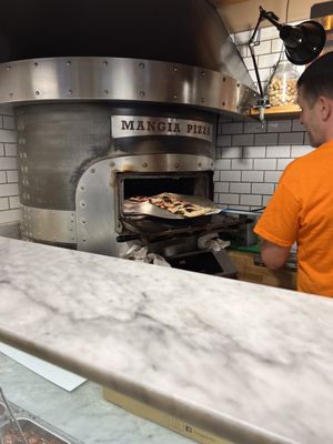 Mangia Pizza by null