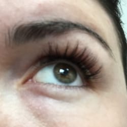 Lash Spa Studio - Sorry it's a little blurry!!  This is a full week later.  I'm a side sleeper and shower daily.  Surprised/pleased they're still so full.