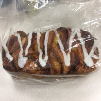 Danish Pastry House - Cinnamon loaf was okay - Bakeries Near Me - Toronto, Ontario