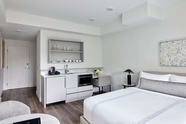 AKA West Palm by null