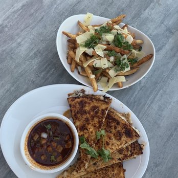 Globe Nightclub - Garlic Parmesan Fries Birria quesadilla - Dance Clubs Near Me - Spokane, Washington