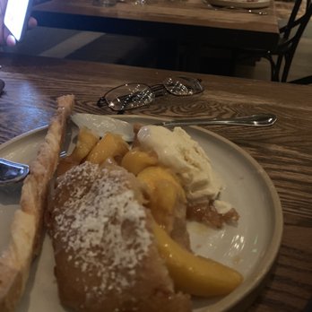 Yardbird - Sugar, bread peach cobbler - Southern Near Me - Las Vegas, Nevada