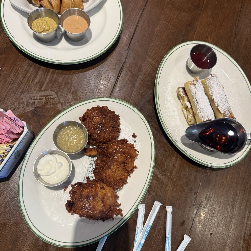 Sadelle's Coconut Grove - Breakfast & Brunch Near Me - Miami, Florida Sadelle's Coconut Grove - Breakfast & Brunch Near Me - Miami, Florida