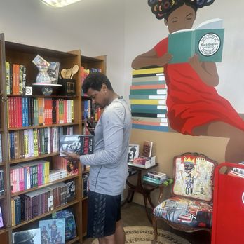 Black English Bookstore - Bookstores Near Me - Tampa, Florida Black English Bookstore - Bookstores Near Me - Tampa, Florida