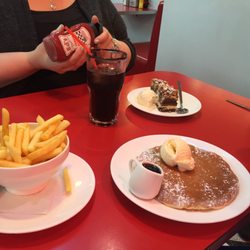 Ed's Easy Diner