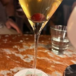 Silver Lyan - Lychee martini