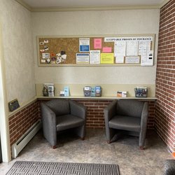 That Tag Place - Lobby