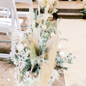 Bings Design - Aisle arrangements - Floral Designers Near Me