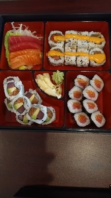 Leo Sushi & Asian Cuisine by null