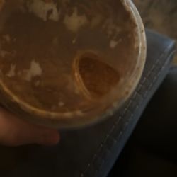 Starbucks - THEY CANT EVEN MAKE A DRINK RIGHT
