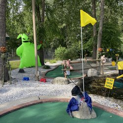 Saxon Woods Mini Golf Course