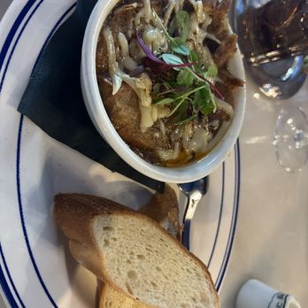 Tailleur - French onion soup . Perfect . Bread was meh . - Bakeries Near Me - Kansas City, Missouri Tailleur - French onion soup . Perfect . Bread was meh . - Bakeries Near Me - Kansas City, Missouri