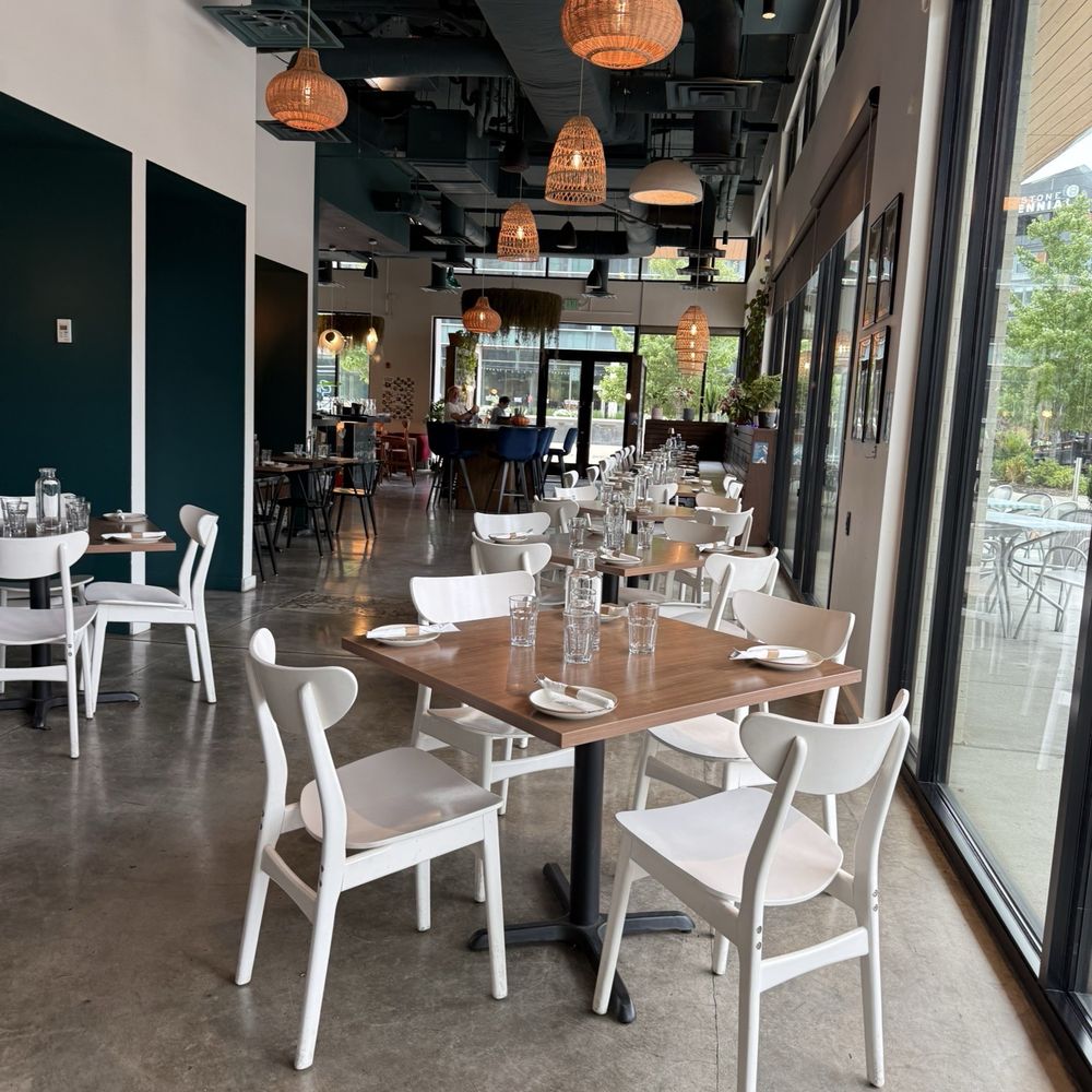 Avo - Cocktail Bars Near Me - Nashville, Tennessee