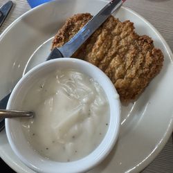 Mansfield Family Restaurant - Southside - Country fried steak