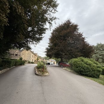 Bybrook Restaurant Manor House Hotel - British Near Me - Castle Combe, WIL