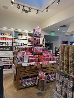 Williams-Sonoma by null